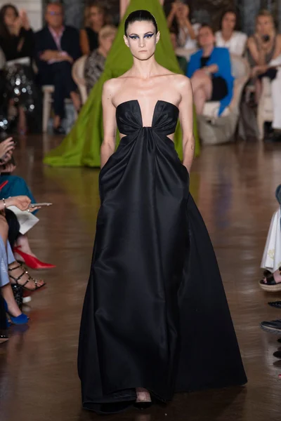 Look 39